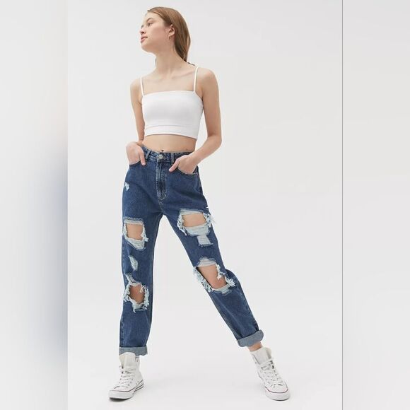 BDG High-Waisted Baggy Mom Jean Destroyed Medium Wash Size 25 - Picture 1 of 8